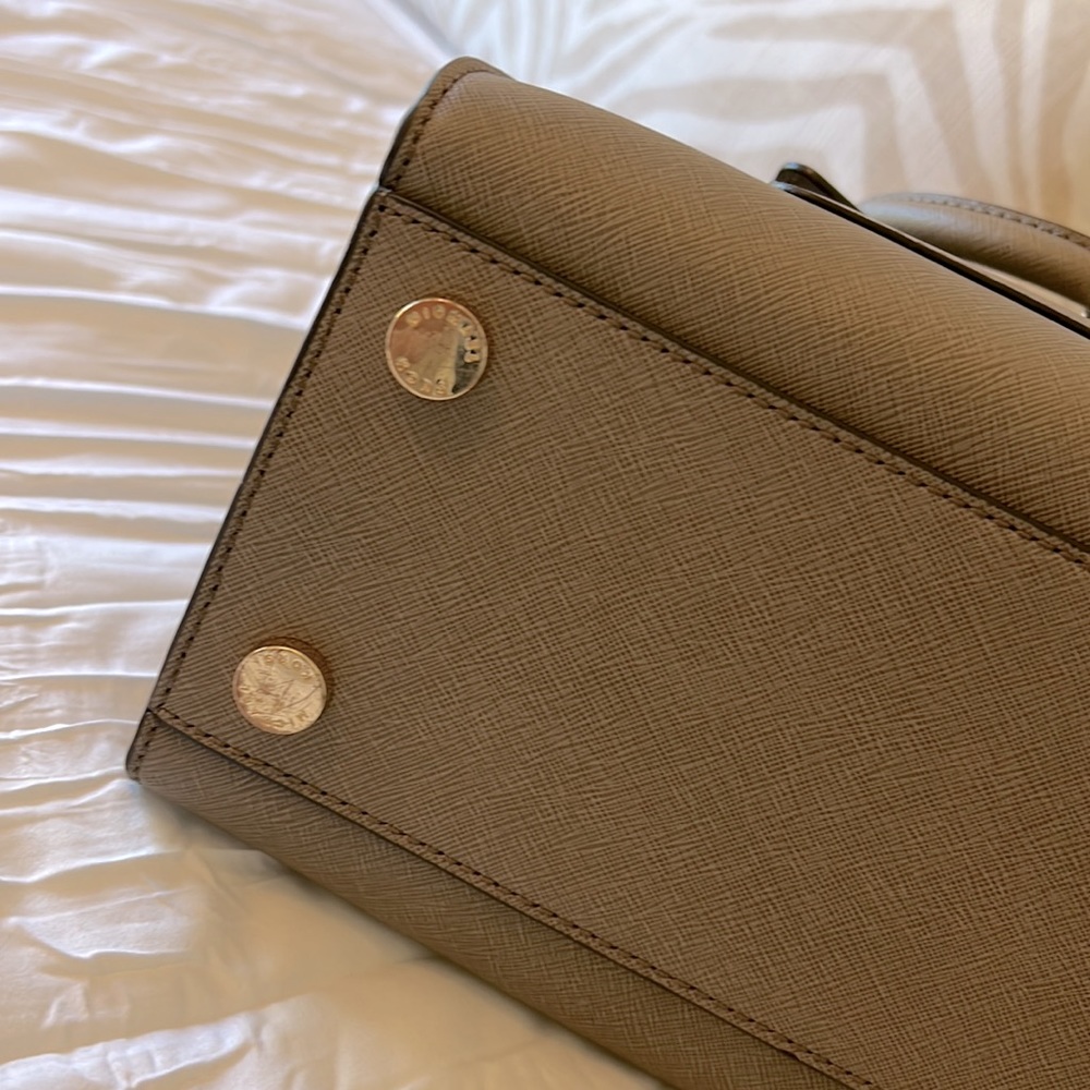 Michael Kors Bag - Picture 8 of 9